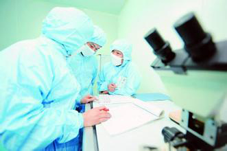 从拜耳备受争议的收购计划，看全球制药巨头的转型方式