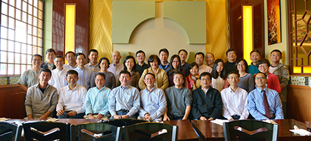 汪俊博士（1排左4），梁贵柏博士（1排左1），孙勇奎院士（1排左2），李才博士（1排中），王建锋博士（1排右1），刘建博士（1排右4），杨立虎博士（2排左1），蔡天权博士（2排左2），刘雯颖博士（2排右3）等专家合影留念