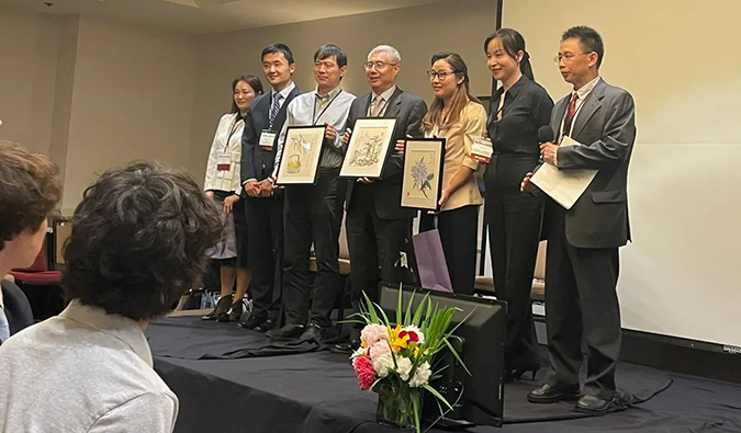 美中专家跨界探AI：优化技术应用&加持生物医药创新